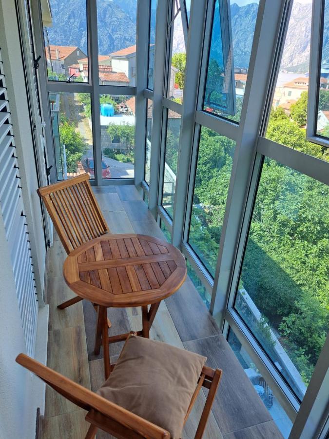 Apartments With Sea View In Prcanj Kotor Luaran gambar