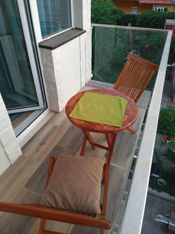 Apartments With Sea View In Prcanj Kotor Luaran gambar