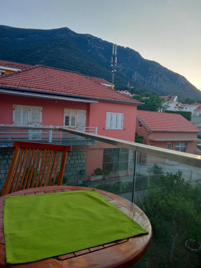 Apartments With Sea View In Prcanj Kotor Luaran gambar